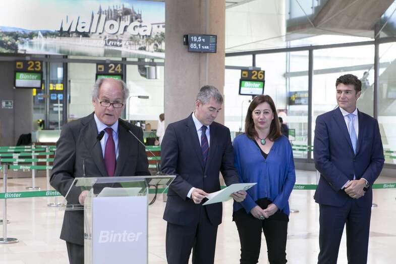 Hoy se presentó la nueva línea aérea entre Canarias y Baleares (Foto TA)